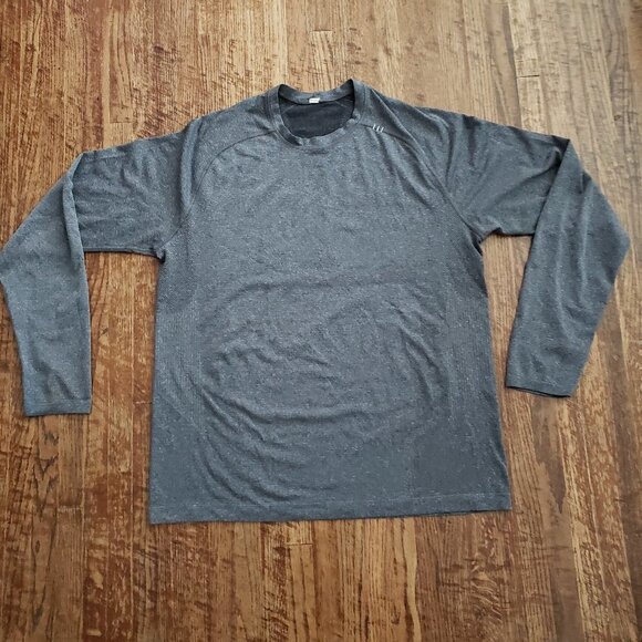 Lululemon Metal Vent Long Sleeve